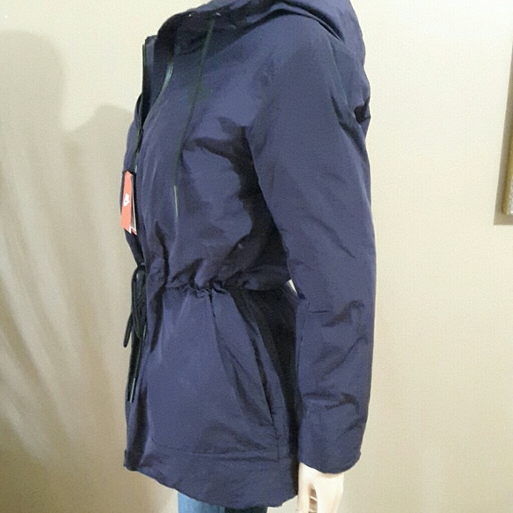 Nike | Jacket - Picture 4 of 8